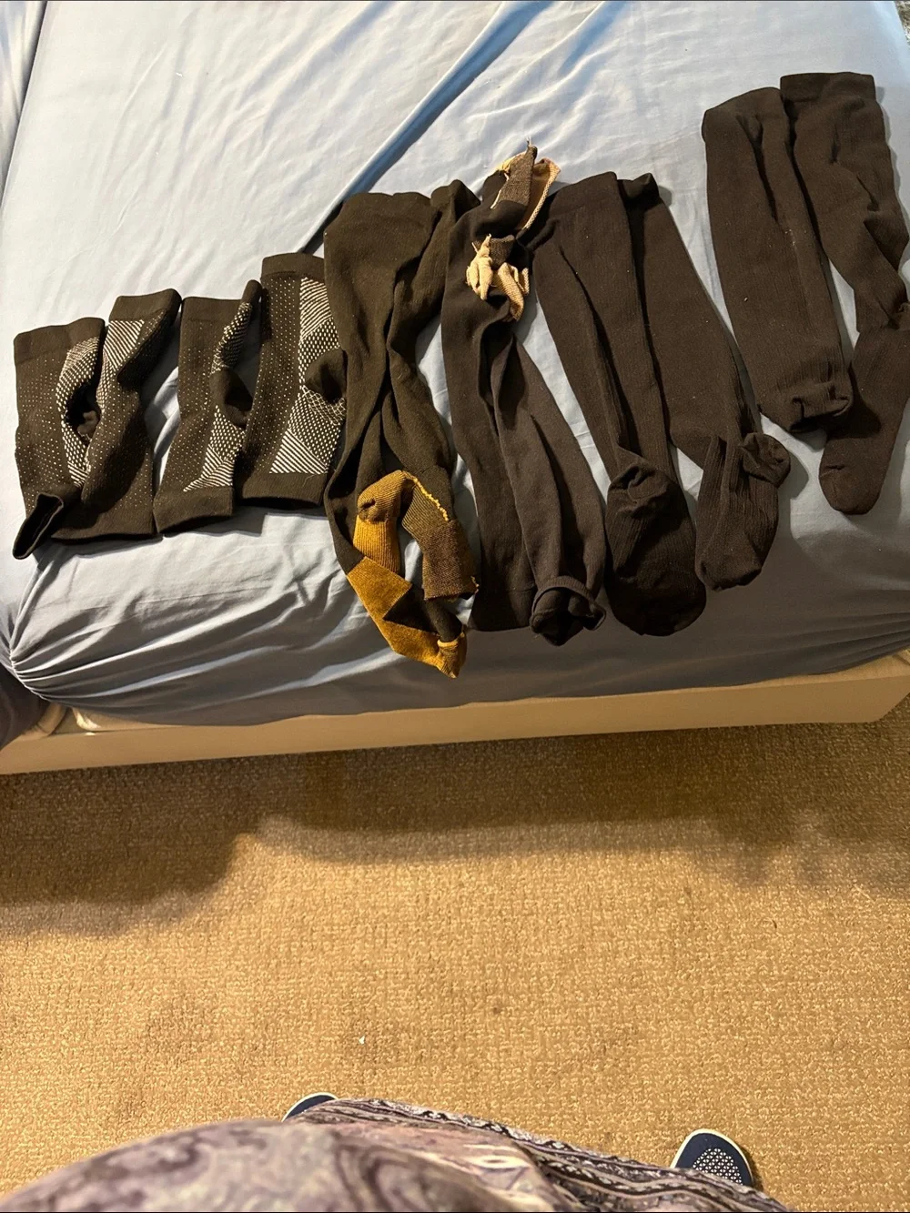 Unisex Black compression socks, 4 closed toe, 2 open toe. Worn very little.